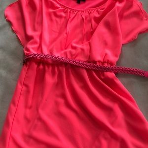 Barely worn hot pink dress (kids)